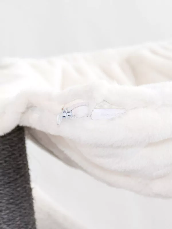 cat tree route 210 – off white